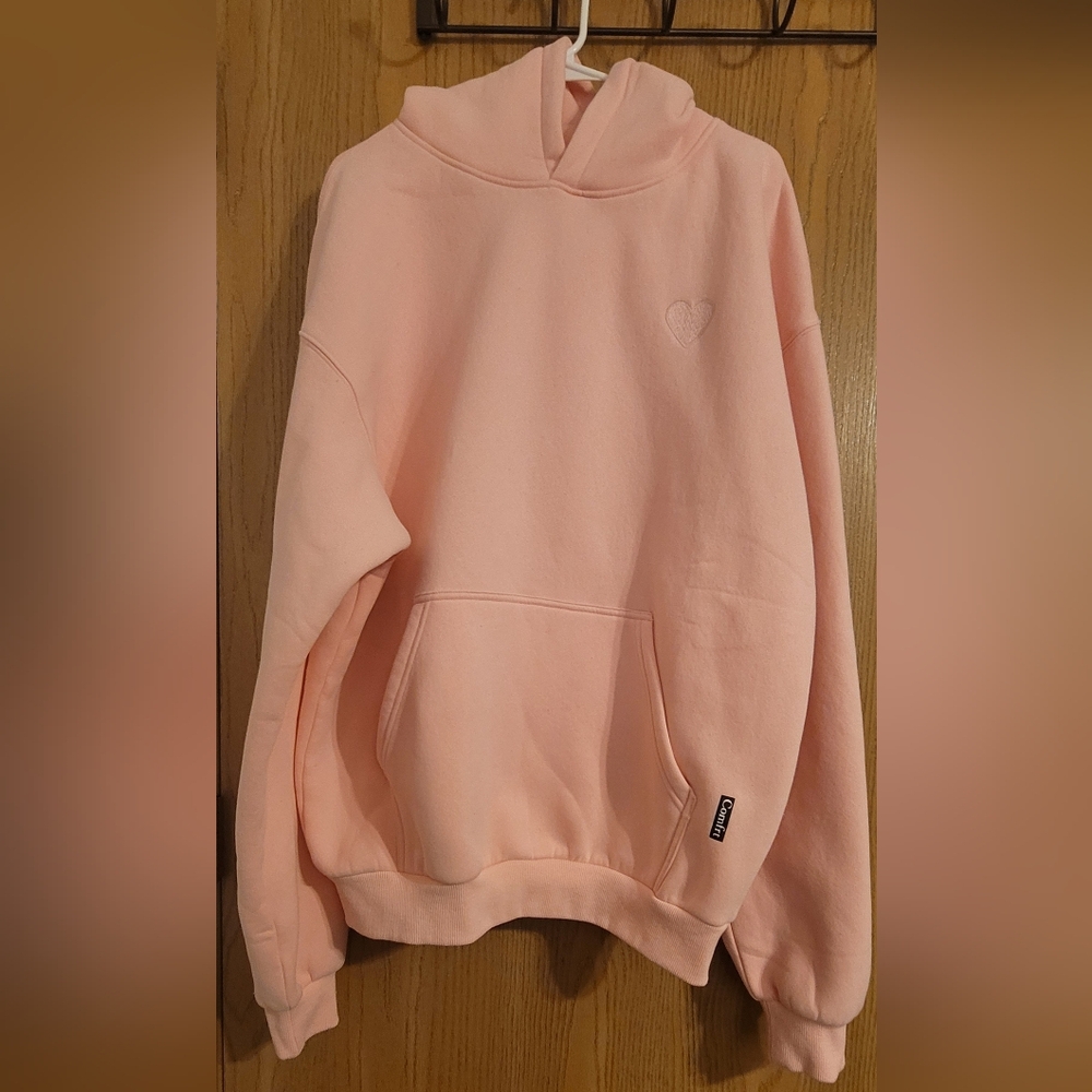Comfrt Love Hoodie - Picture 5 of 11